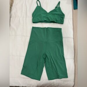 Aritzia Tna Butter green set size small